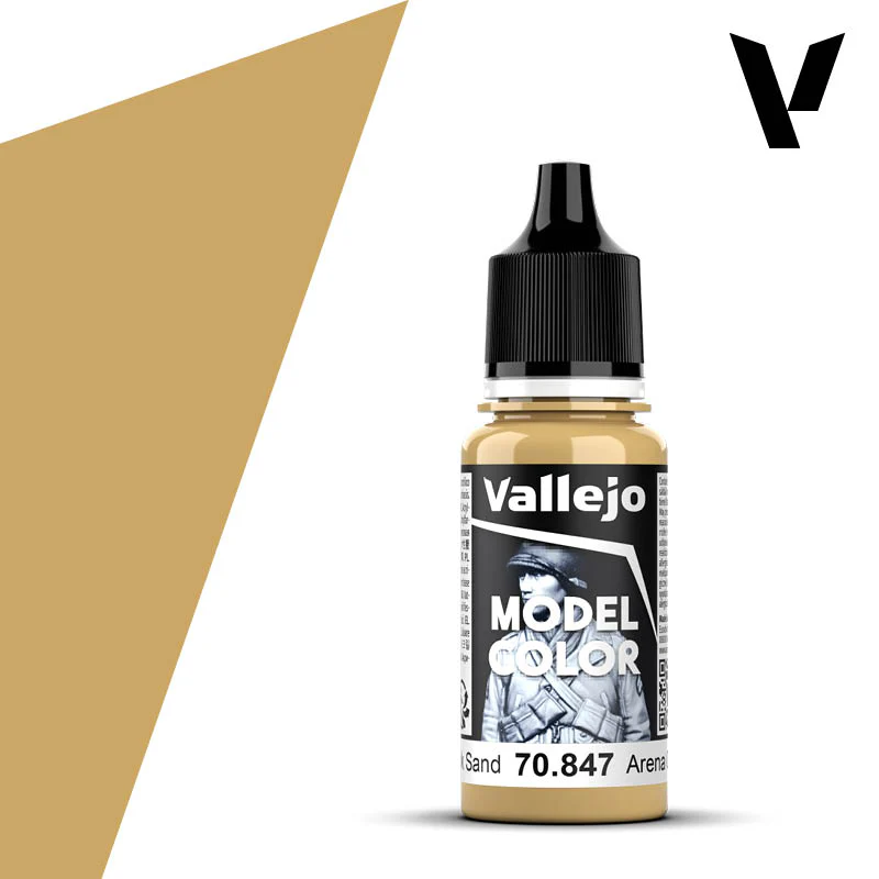 Model Color: Dark Sand